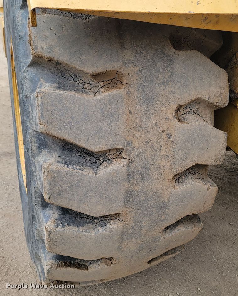 image for item LV9491 1991 Caterpillar 613C  scraper