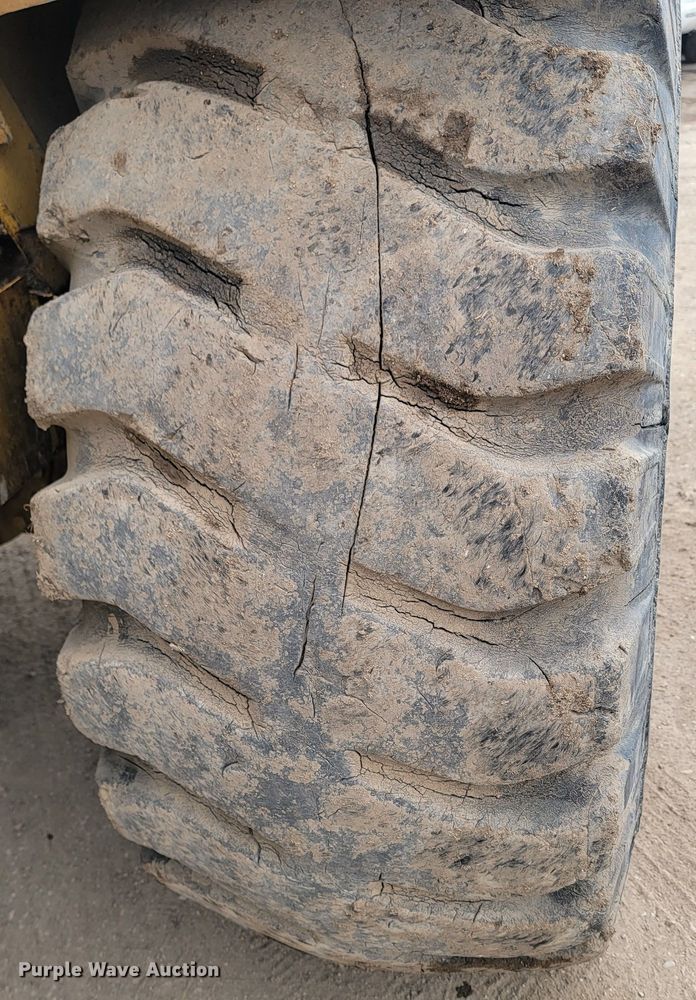 image for item LV9491 1991 Caterpillar 613C  scraper