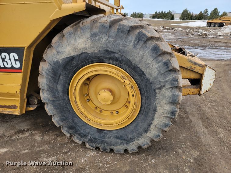 image for item LV9491 1991 Caterpillar 613C  scraper