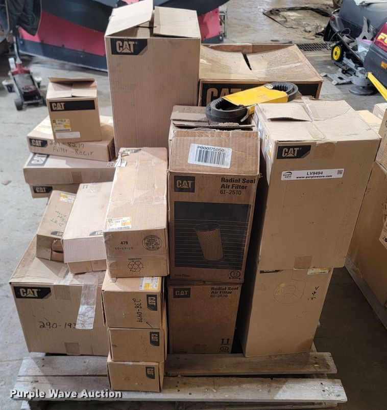 image for item LV9494 Caterpillar filters