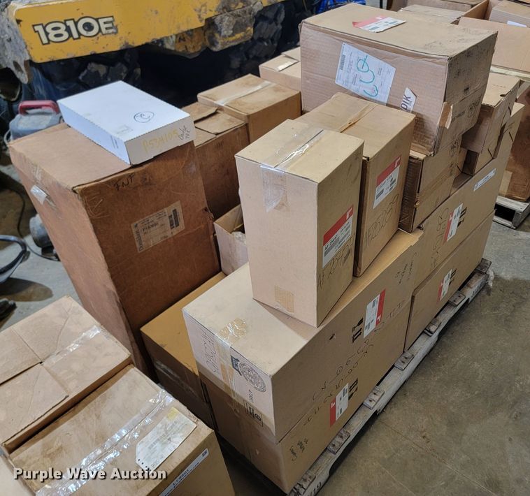 image for item LV9496 Fleetguard filters