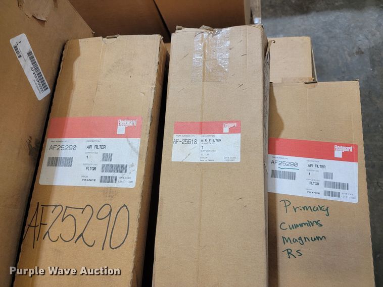 image for item LV9496 Fleetguard filters