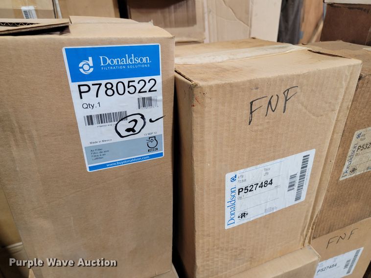 image for item LV9496 Fleetguard filters