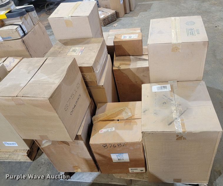 image for item LV9498 Car Quest filters