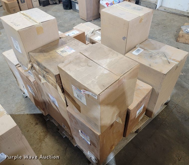 image for item LV9498 Car Quest filters