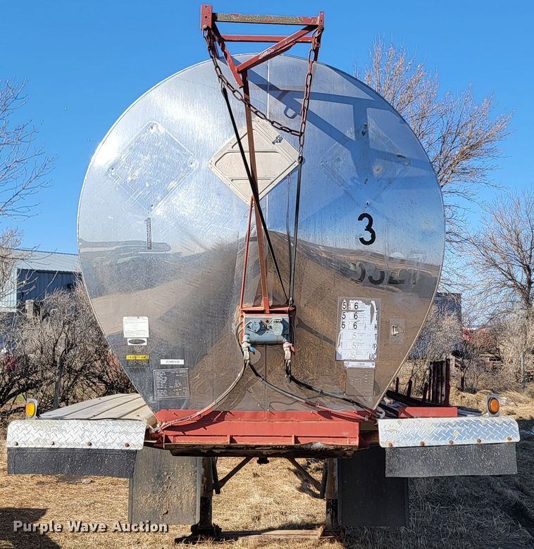 image for item LV9508 1979 Polar Tank Trailer  tank trailer