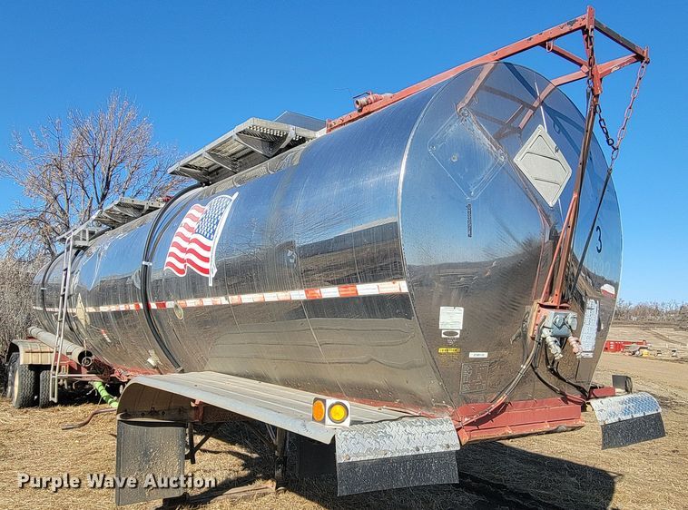 image for item LV9508 1979 Polar Tank Trailer  tank trailer