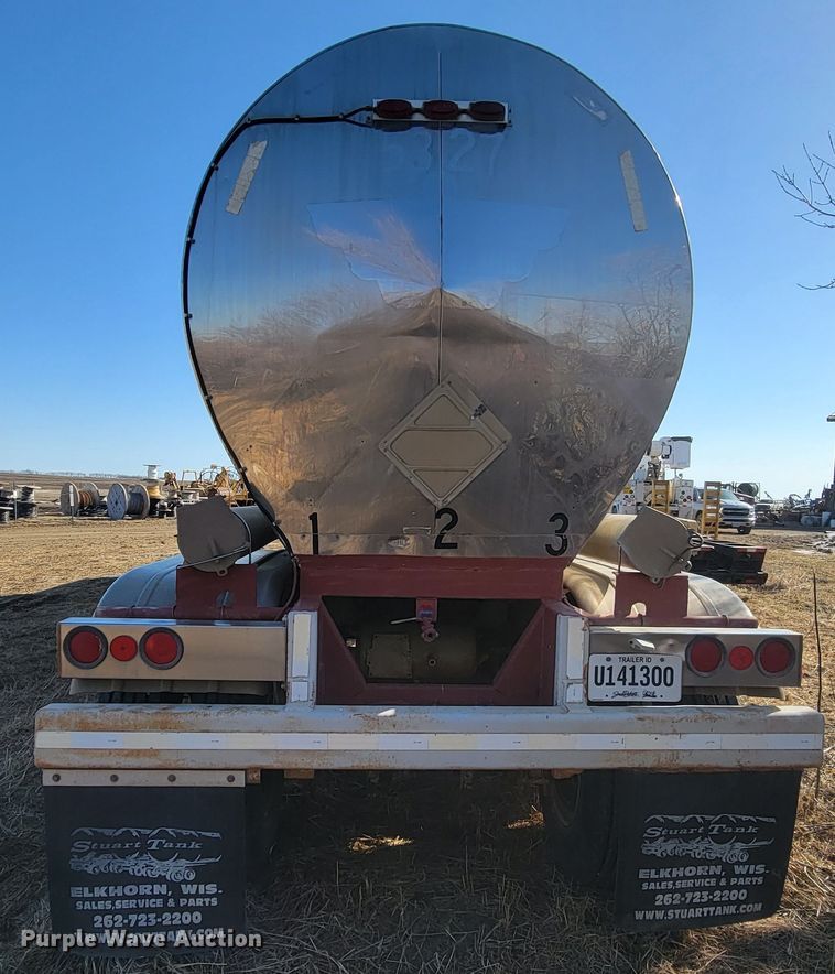 image for item LV9508 1979 Polar Tank Trailer  tank trailer