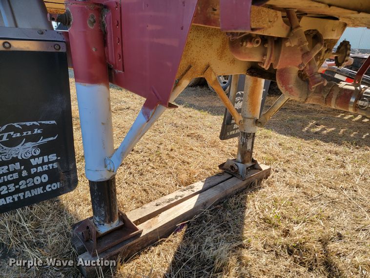 image for item LV9508 1979 Polar Tank Trailer  tank trailer