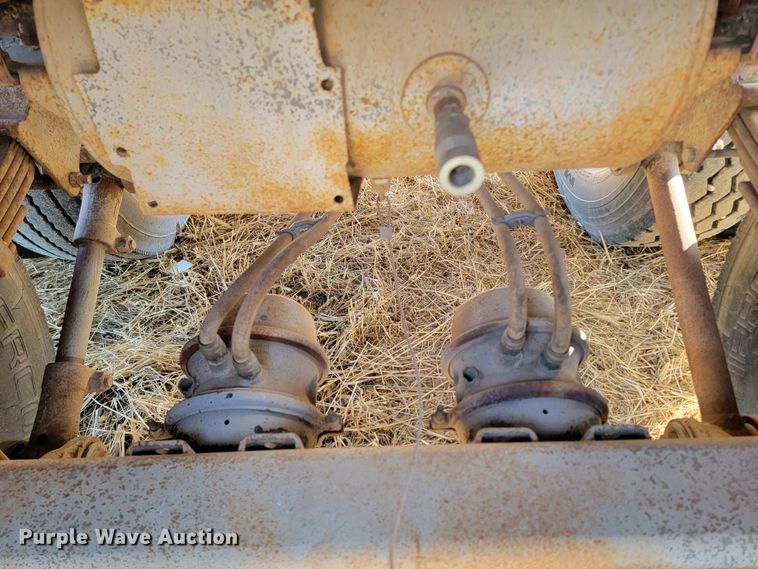 image for item LV9508 1979 Polar Tank Trailer  tank trailer