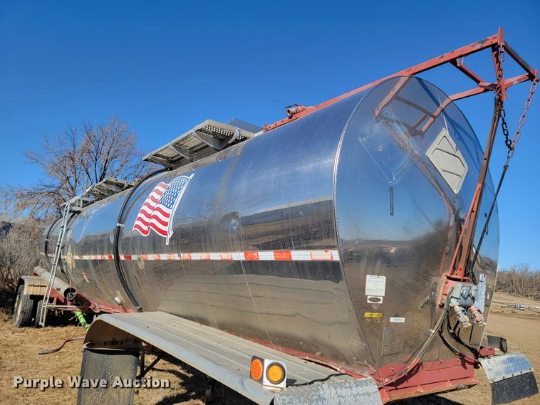 image for item LV9508 1979 Polar Tank Trailer  tank trailer