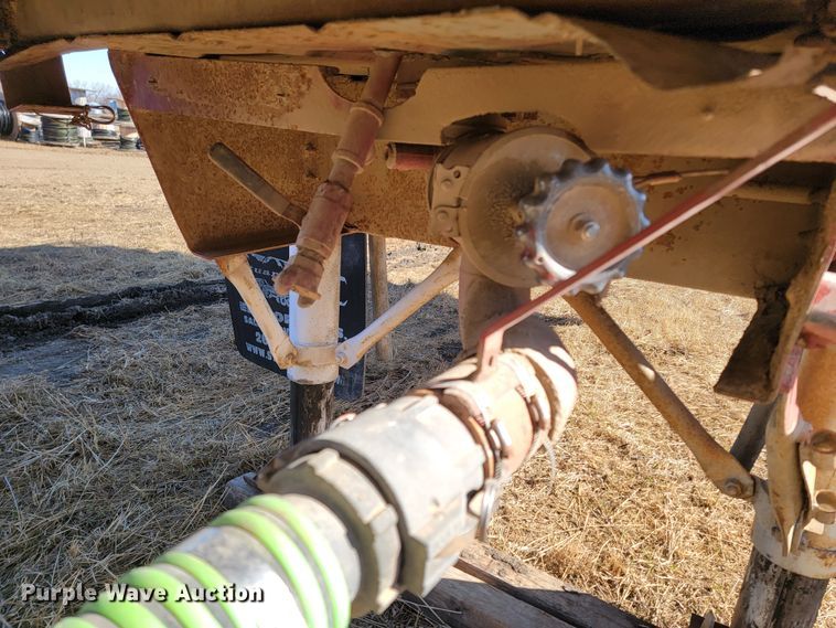 image for item LV9508 1979 Polar Tank Trailer  tank trailer