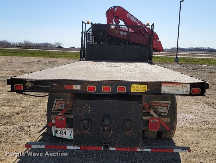 image for item LV9509 2007 Freightliner  crane truck