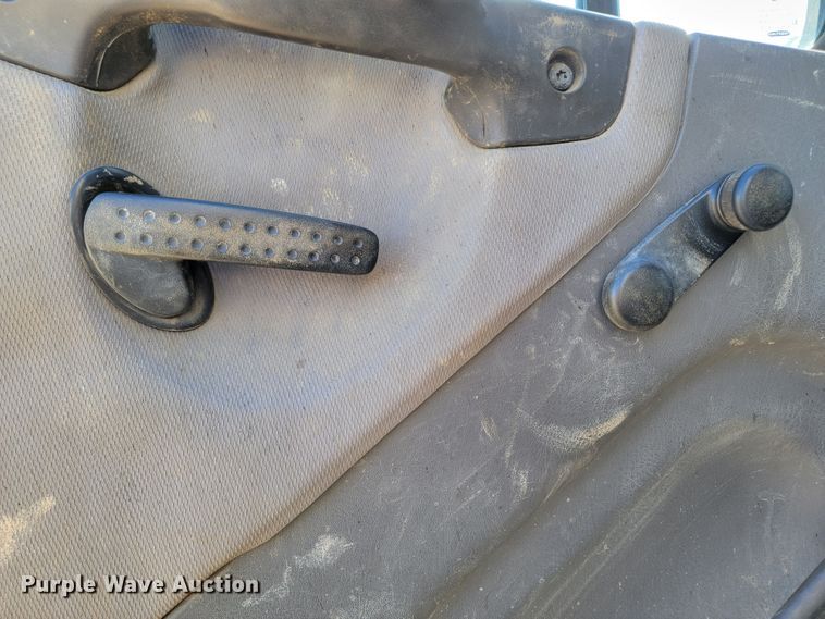 image for item LV9509 2007 Freightliner  crane truck