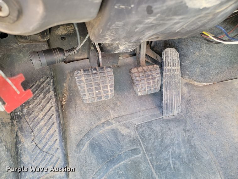 image for item LV9509 2007 Freightliner  crane truck