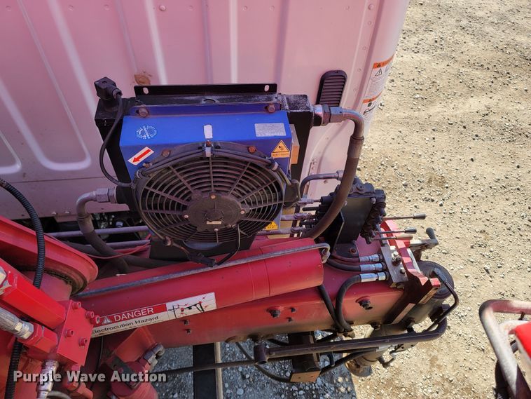 image for item LV9509 2007 Freightliner  crane truck