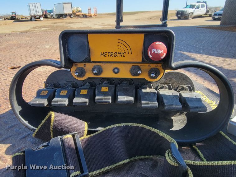 image for item LV9509 2007 Freightliner  crane truck