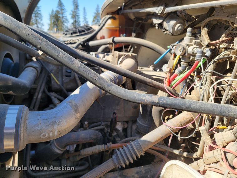 image for item LV9509 2007 Freightliner  crane truck