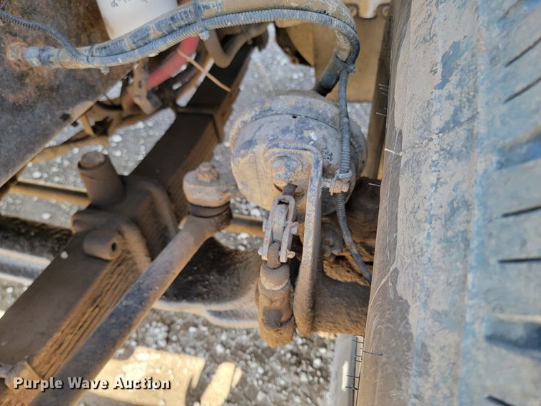 image for item LV9509 2007 Freightliner  crane truck