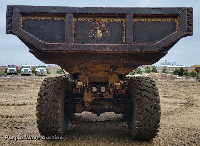 image for item LV9518 1998 Caterpillar D300E  haul truck