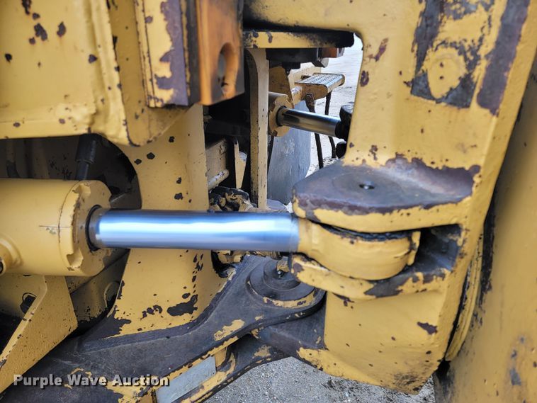 image for item LV9518 1998 Caterpillar D300E  haul truck