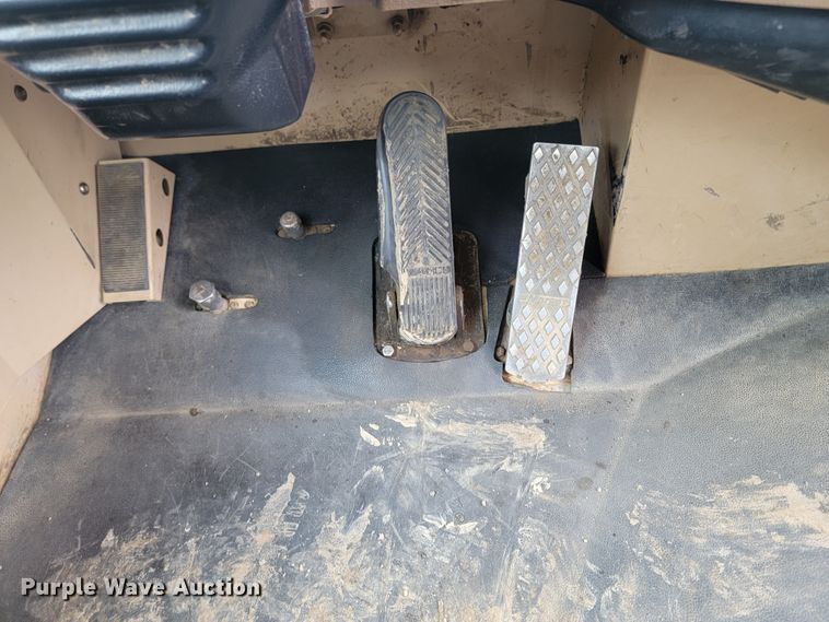 image for item LV9518 1998 Caterpillar D300E  haul truck