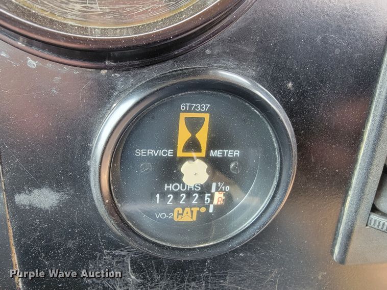 image for item LV9518 1998 Caterpillar D300E  haul truck