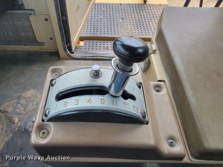 image for item LV9518 1998 Caterpillar D300E  haul truck