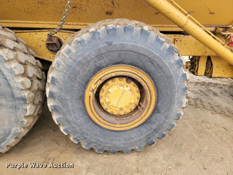 image for item LV9518 1998 Caterpillar D300E  haul truck