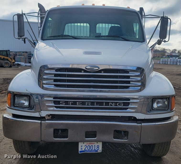 image for item LV9523 2003 Sterling Acterra  flatbed truck