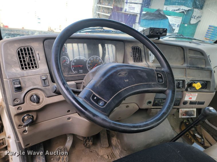 image for item LV9523 2003 Sterling Acterra  flatbed truck