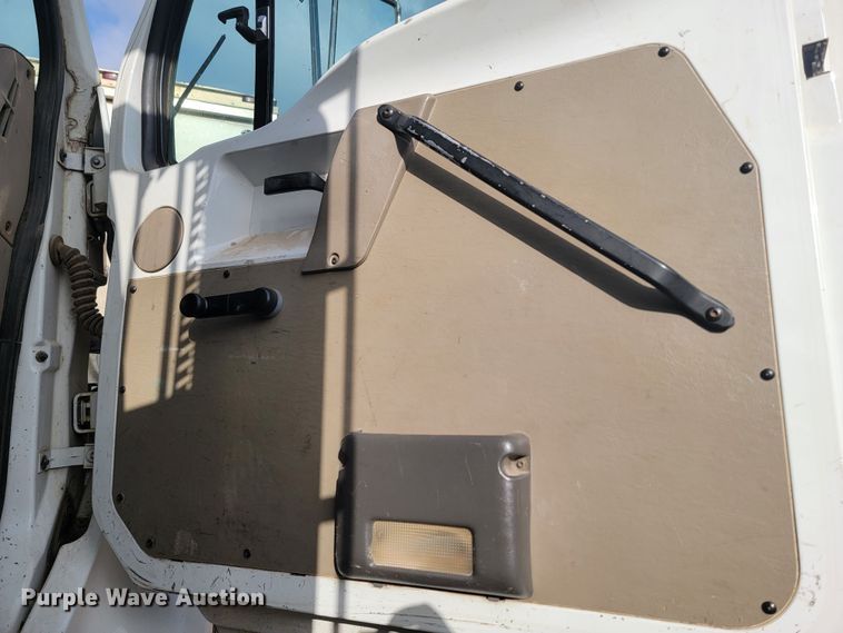 image for item LV9523 2003 Sterling Acterra  flatbed truck