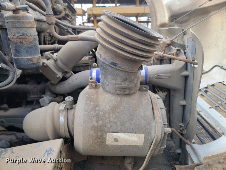 image for item LV9523 2003 Sterling Acterra  flatbed truck