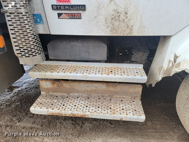 image for item LV9523 2003 Sterling Acterra  flatbed truck