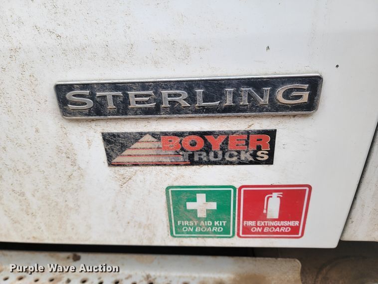 image for item LV9523 2003 Sterling Acterra  flatbed truck