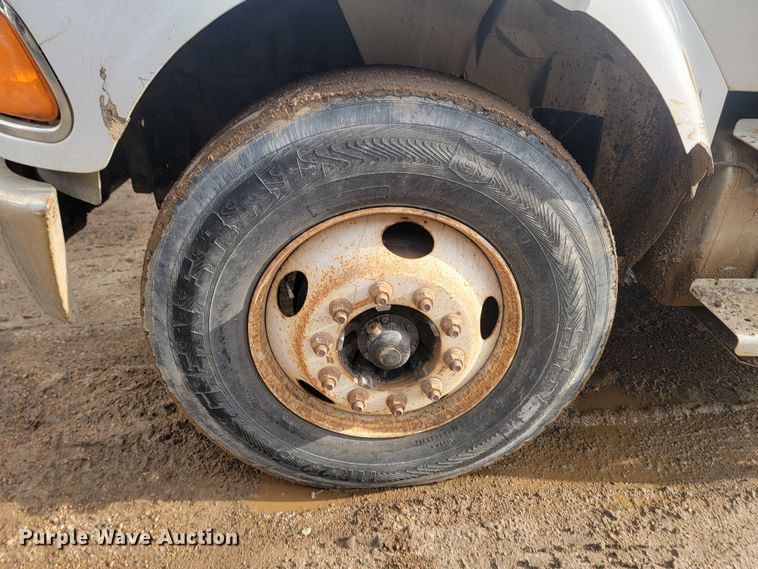 image for item LV9523 2003 Sterling Acterra  flatbed truck