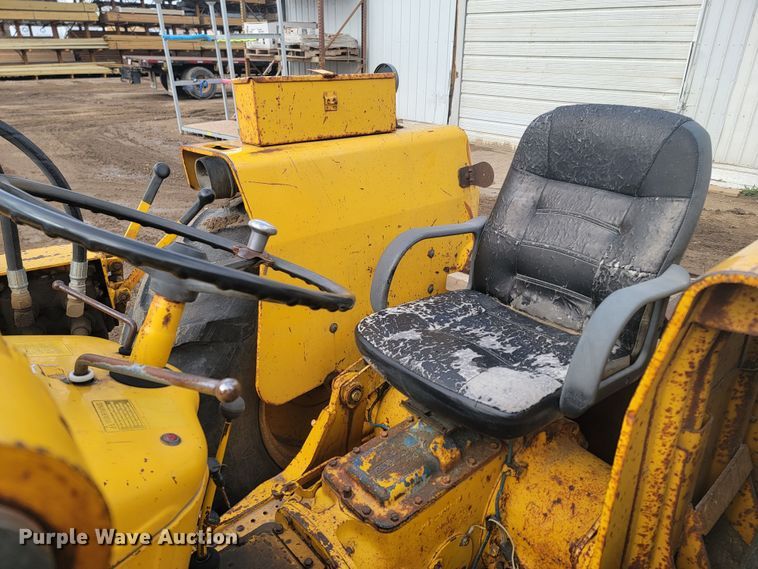 image for item LV9524 Ford  tractor