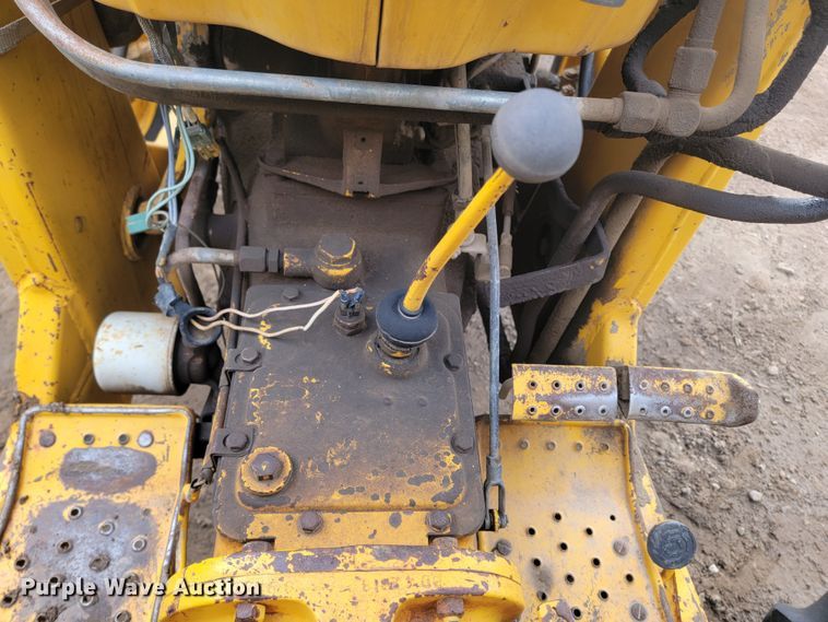 image for item LV9524 Ford  tractor