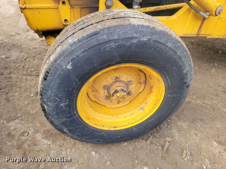 image for item LV9524 Ford  tractor