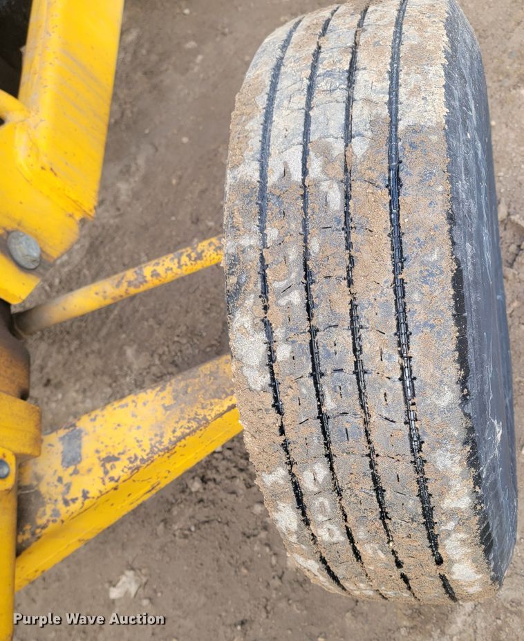 image for item LV9524 Ford  tractor