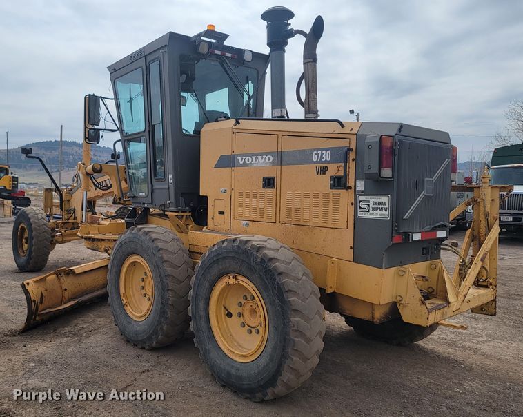 image for item LV9529 2001  Volvo G730  motor grader