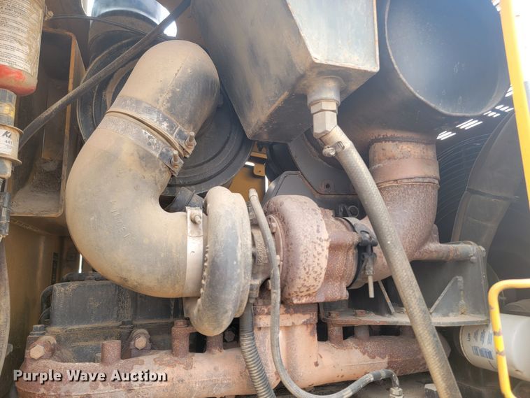 image for item LV9529 2001  Volvo G730  motor grader