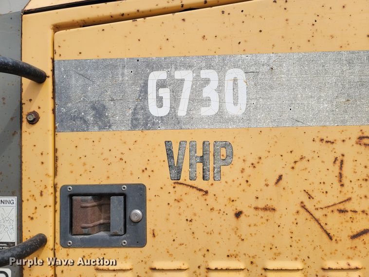 image for item LV9529 2001  Volvo G730  motor grader