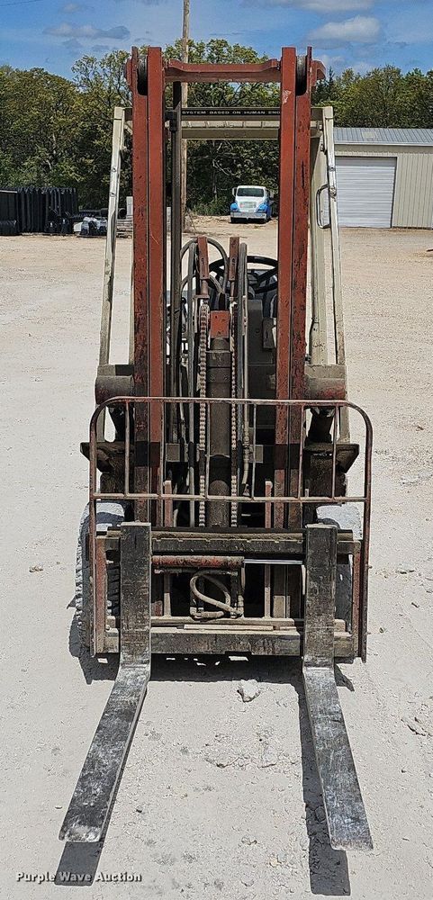 image for item LW9561 Nissan PH01A15V  forklift