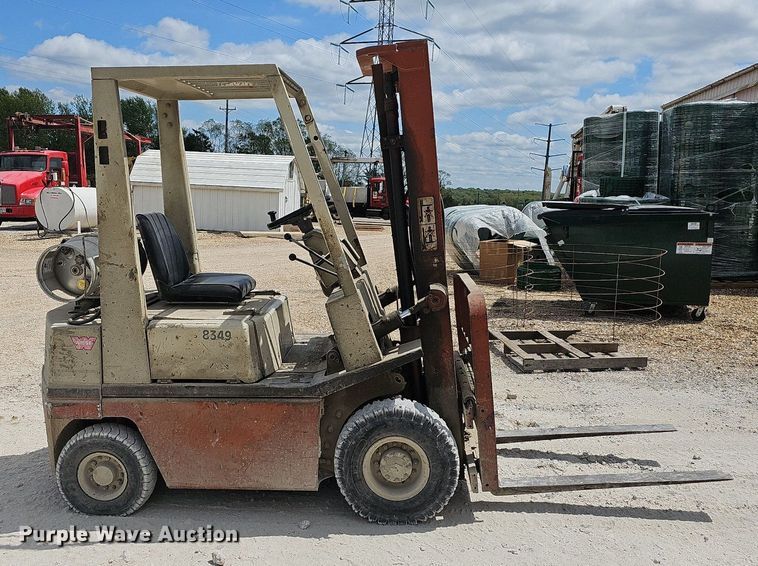 image for item LW9561 Nissan PH01A15V  forklift