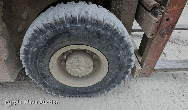 image for item LW9561 Nissan PH01A15V  forklift