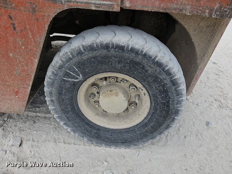 image for item LW9561 Nissan PH01A15V  forklift