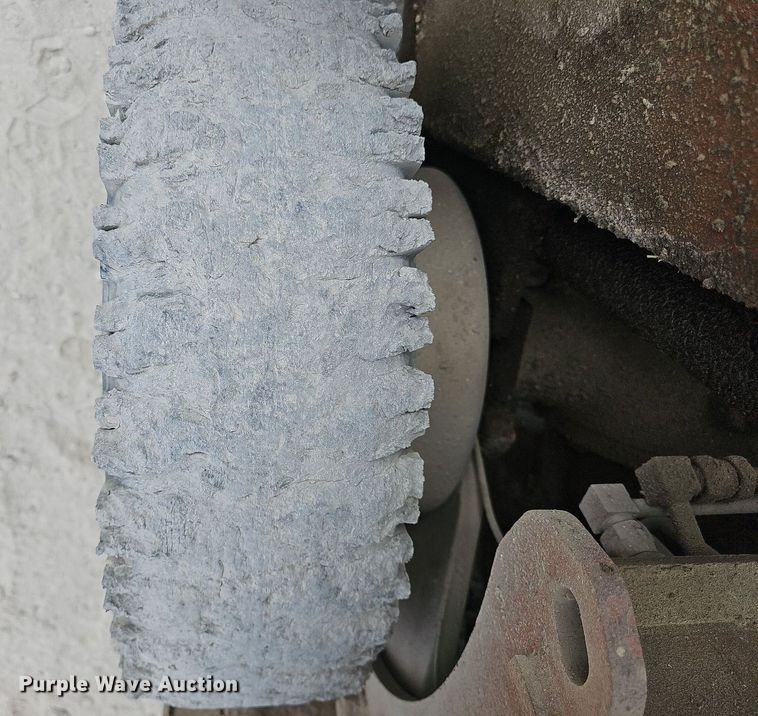 image for item LW9561 Nissan PH01A15V  forklift