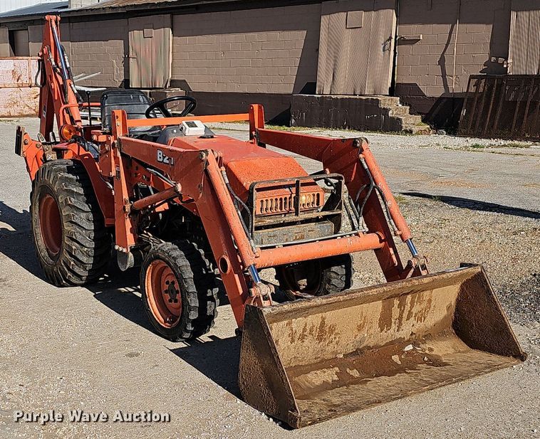 image for item MB9971 Kubota B21  MFWD tractor