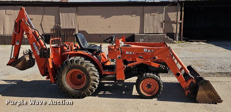 image for item MB9971 Kubota B21  MFWD tractor